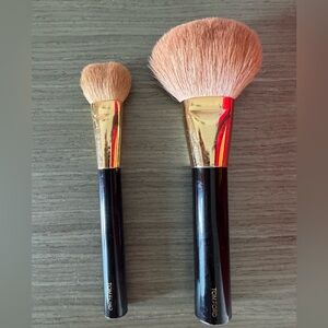Tom Ford Luxurious Makeup Brushes - Black and Gold